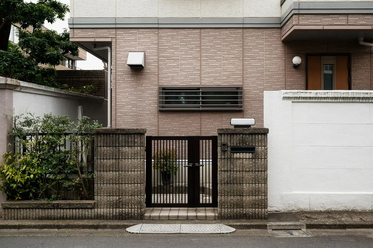 warna cat pagar rumah mewah