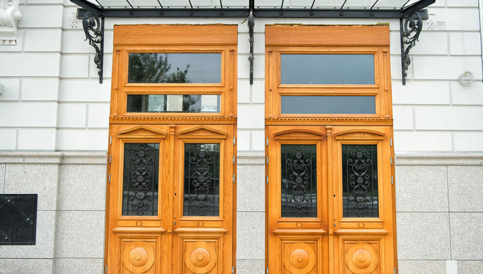 Architrave Pintu: Pengertian, Fungsi dan Cara Pemasangannya