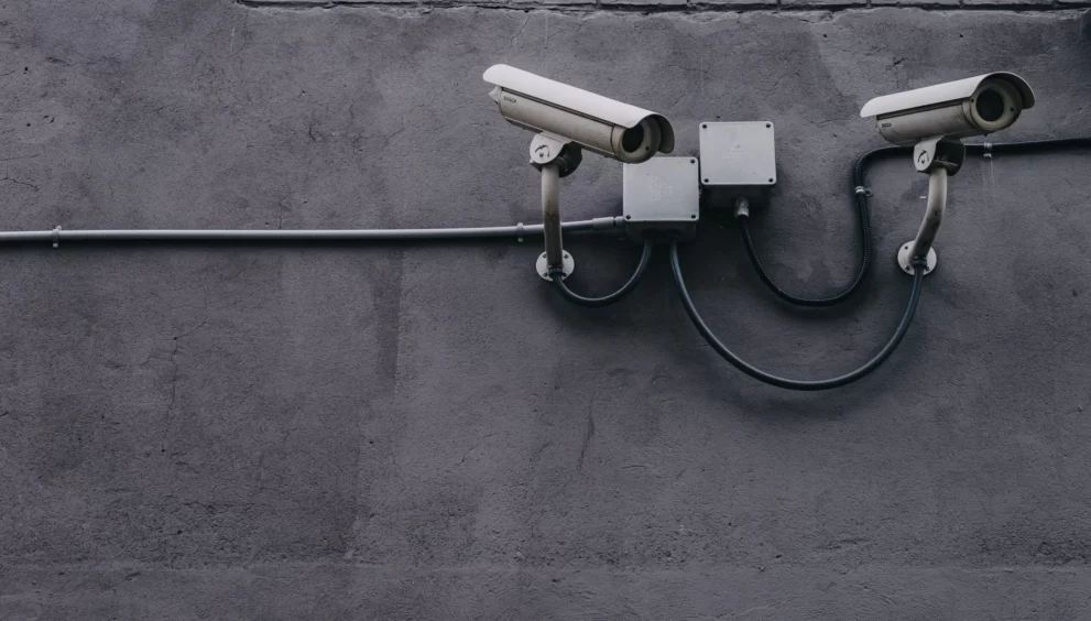 Strategi Menggunakan CCTV